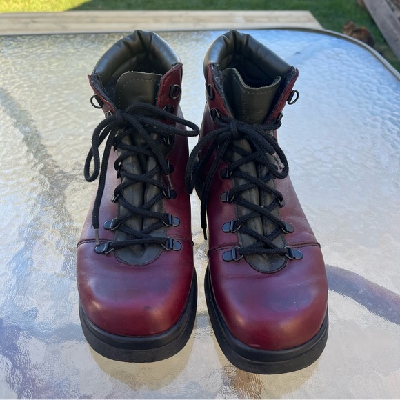 Martino Red Leather Lace Up Hiking Boots - Picture 3 of 16